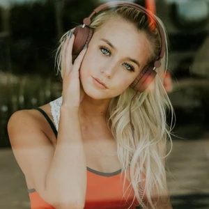 12 cung hoàng đạo nên nghe gì khi tập gym - ELLE Việt Nam