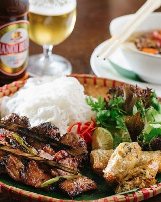bun cha 5 sao elle vietnam