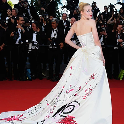 Elle Fanning - vẻ đẹp trong suốt giữa Cannes 2017 ELLE VN