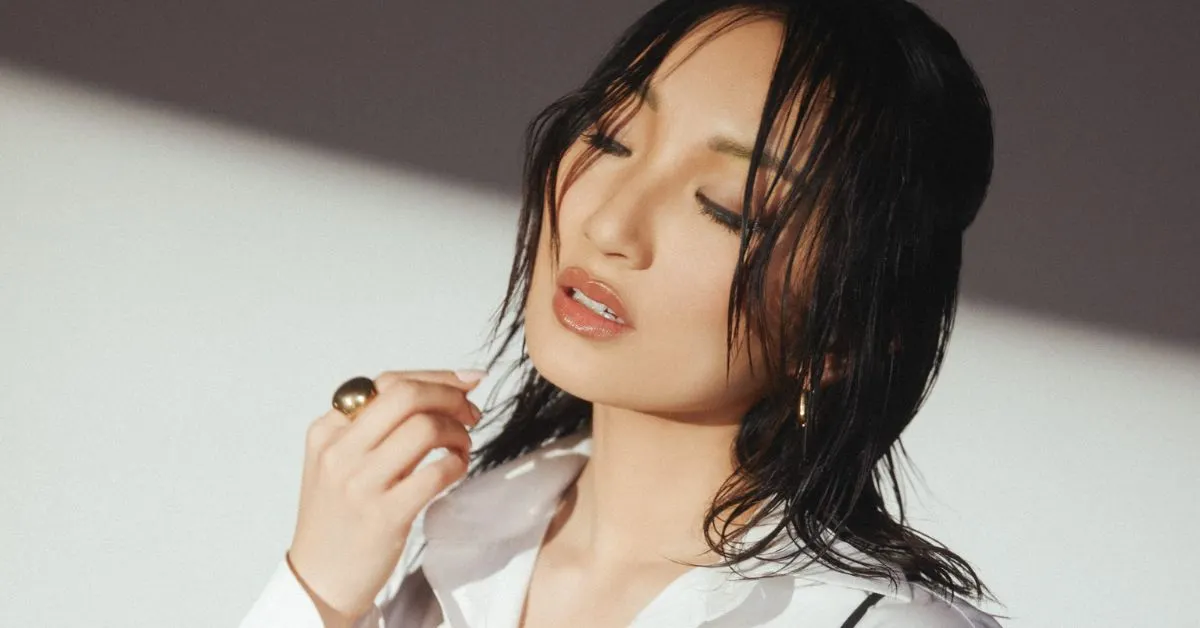 Phụ nữ chăm sóc da chống lão hóa đúng cách