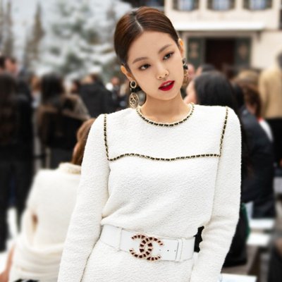 jennie kim chanel in the snow bst thu dong 2019