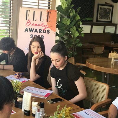 [ELLE Beauty Awards 2018] Ban cố vấn đã có lựa chọn sản phẩm yêu thích nhất