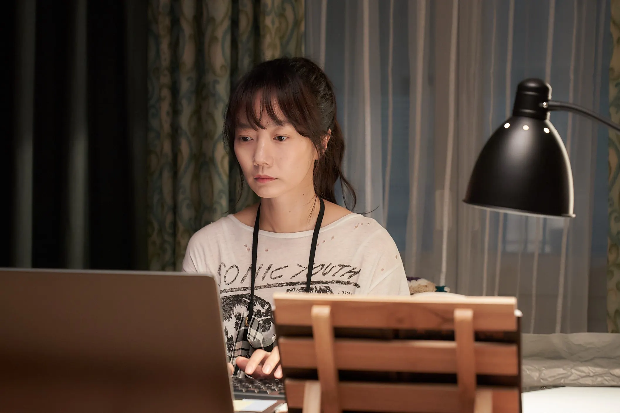 Bae Doo Na hóa thân thành cô nàng anti tình yêu trong Dính "Thính" Là Yêu