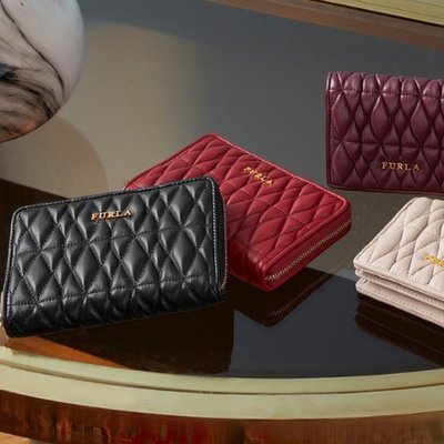 Furla ra mắt BST Cruise 2019 với cảm hứng mùa lễ hội