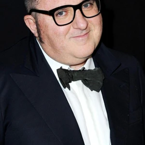 Nhà thiết kế Alber Elbaz