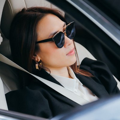 Cách thoa son môi màu hồng đẹp như Mỹ Tâm trong phim Chị Trợ Lý Của Anh
