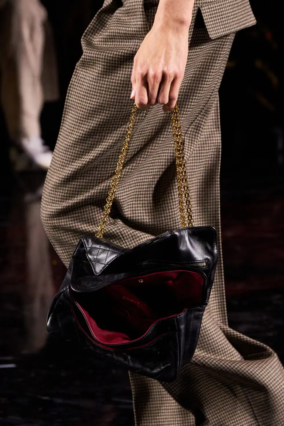 Chiếc túi cao cấp 2.55