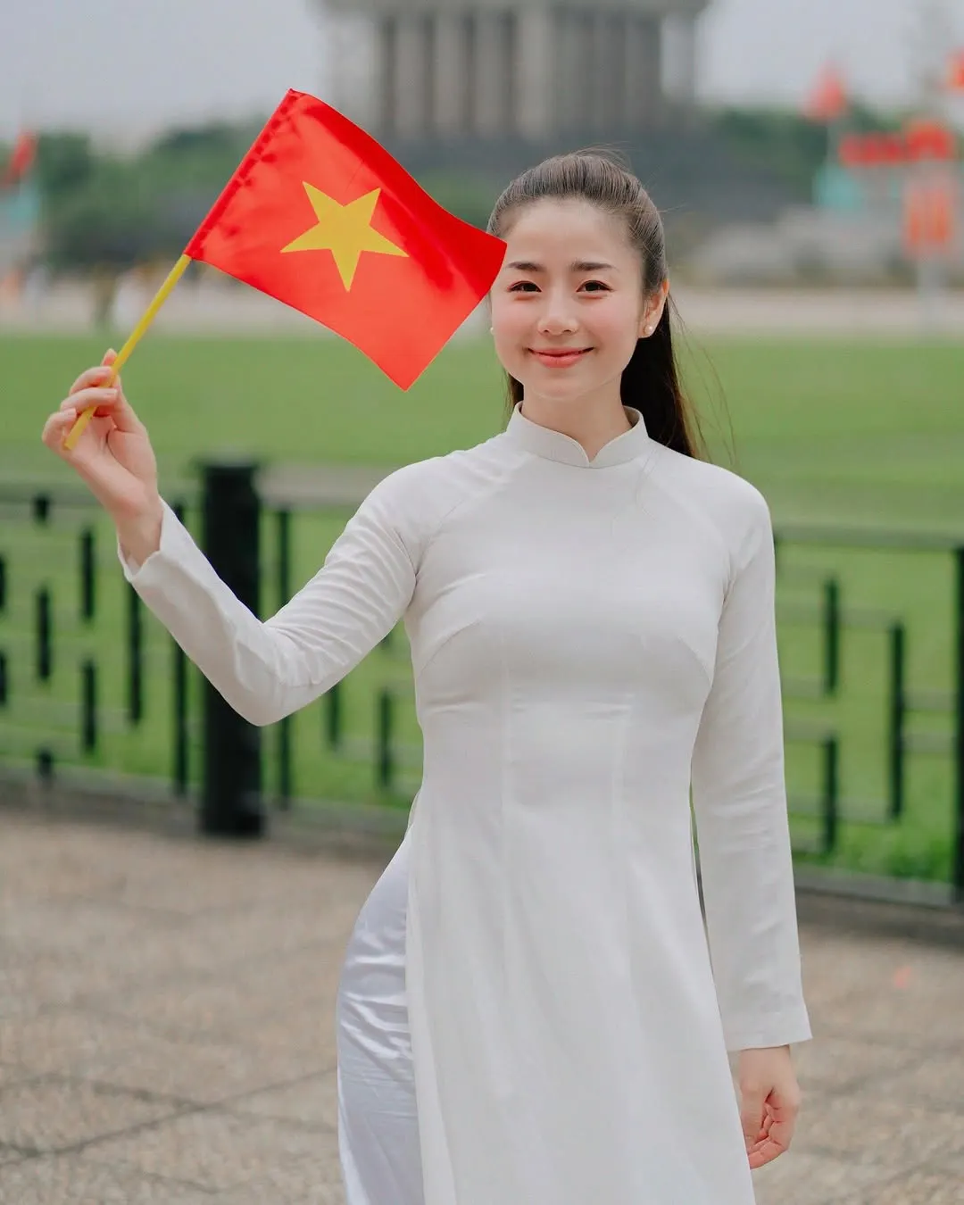 Áo dài trắng