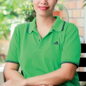 Nhà báo Nguyễn Thị Hồng Nga