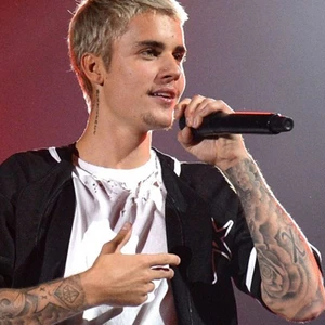 Justin Bieber - 7 năm vinh quang và cái giá của sự nổi tiếng