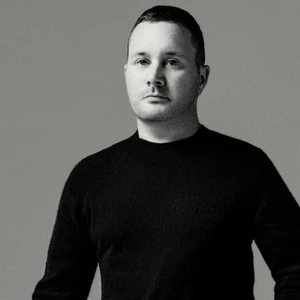 Kim Jones tiếp quản thời trang nam của Dior, làng mốt thế giới phản ứng ra sao?