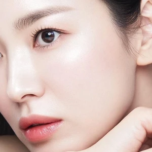 Song Hye Kyo chăm sóc da đẹp