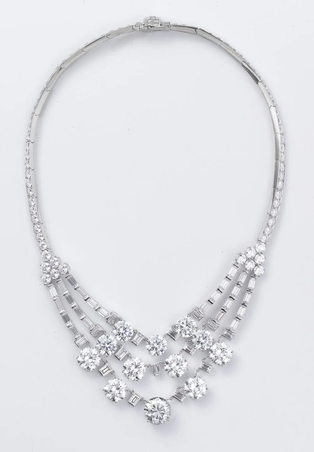 dây chuyền Cartier  trong phim