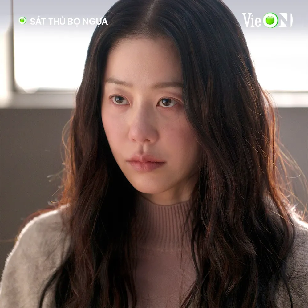 Thời trang phim trở thành ngôn ngữ điện ảnh Go Hyun Jung