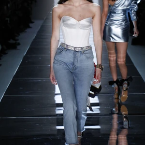 Những BST nổi bật tại tuần lễ Haute Couture Xuân-Hè 2017 - ELLE VN