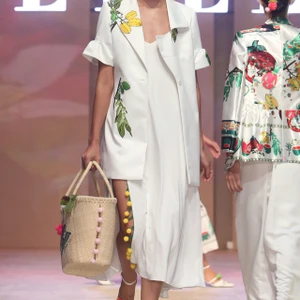 BST của NTK Anna Vo tại ELLE Fashion Journey 2016