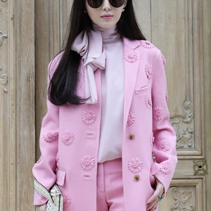 Phạm Băng Băng trở thành tâm điểm PFW 2016 bởi phong cách nổi bật - ELLE VN