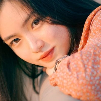 Cách làm sạch da bằng sữa rửa mặt thiên nhiên.