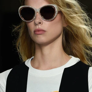 xu-huong-thoi-trang-toc-xuan-he-2016 33 Opening-Ceremony