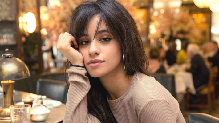 Camila Cabello chia sẻ cách dưỡng da