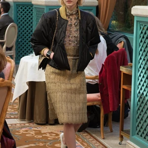 bst thoi trang chanel prefall 2017