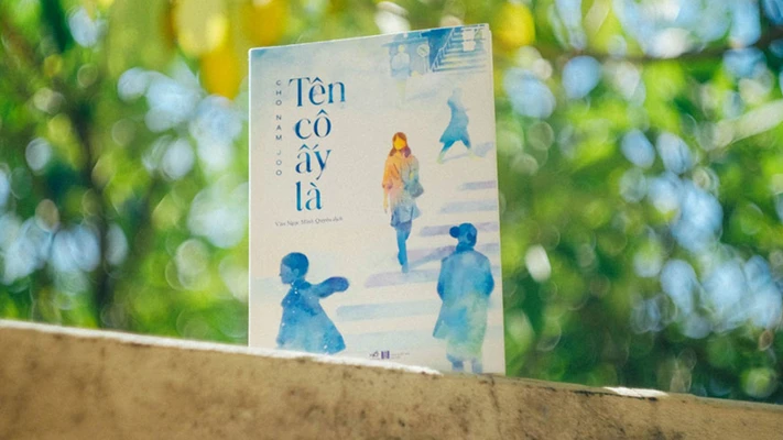 tên cô ấy là sách hay