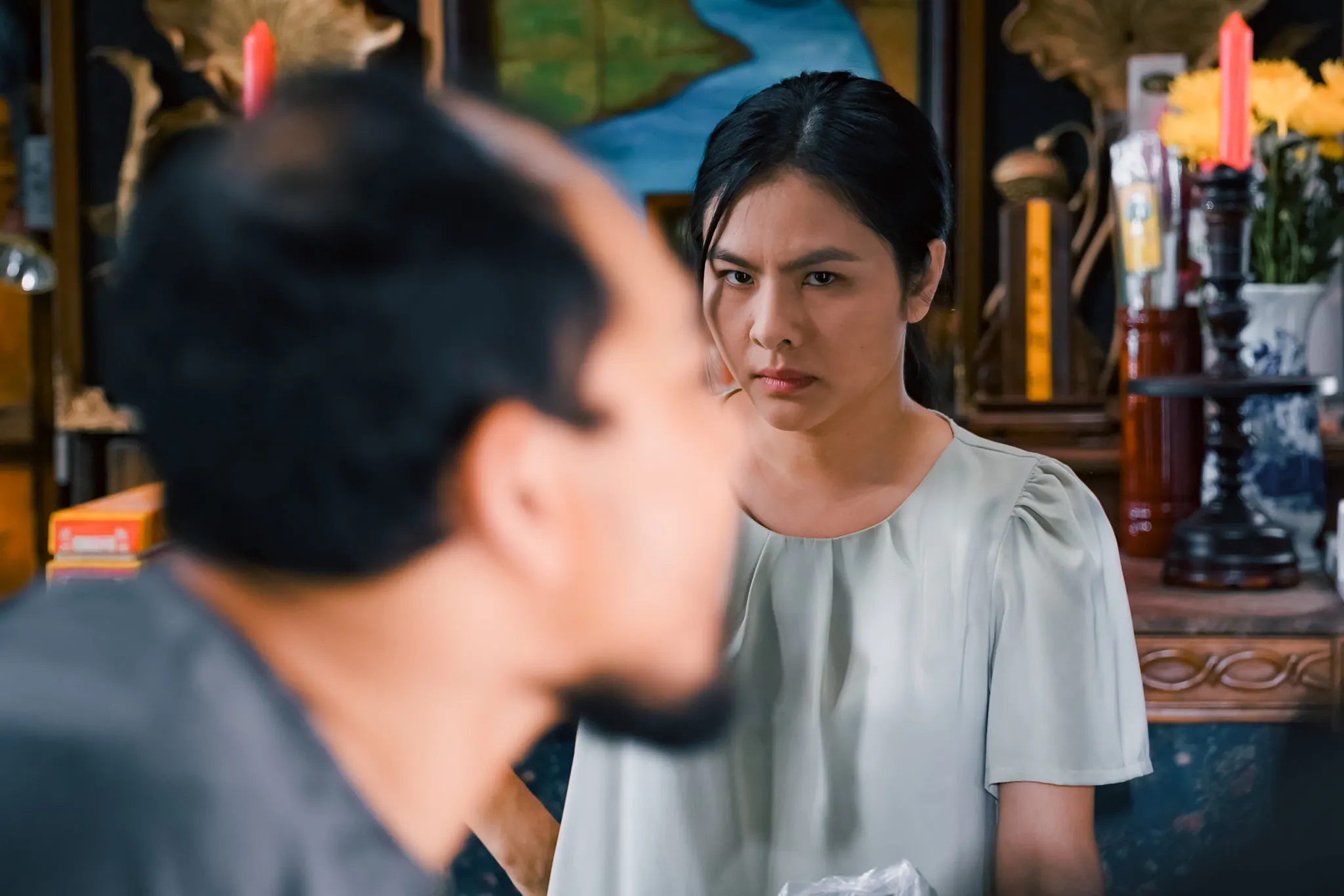 vân trang và huỳnh đông trong nhà ma xó