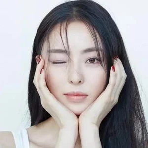 Hòn đảo ma quái Lê Da Hee