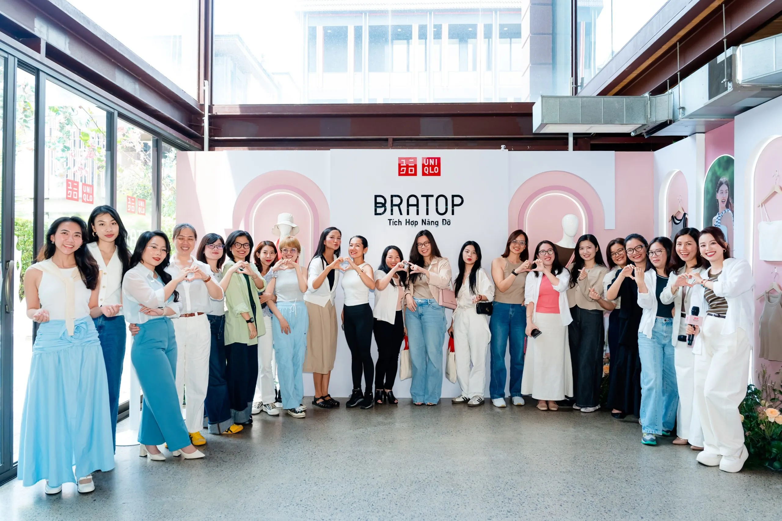 không gian trưng bày UNIQLO