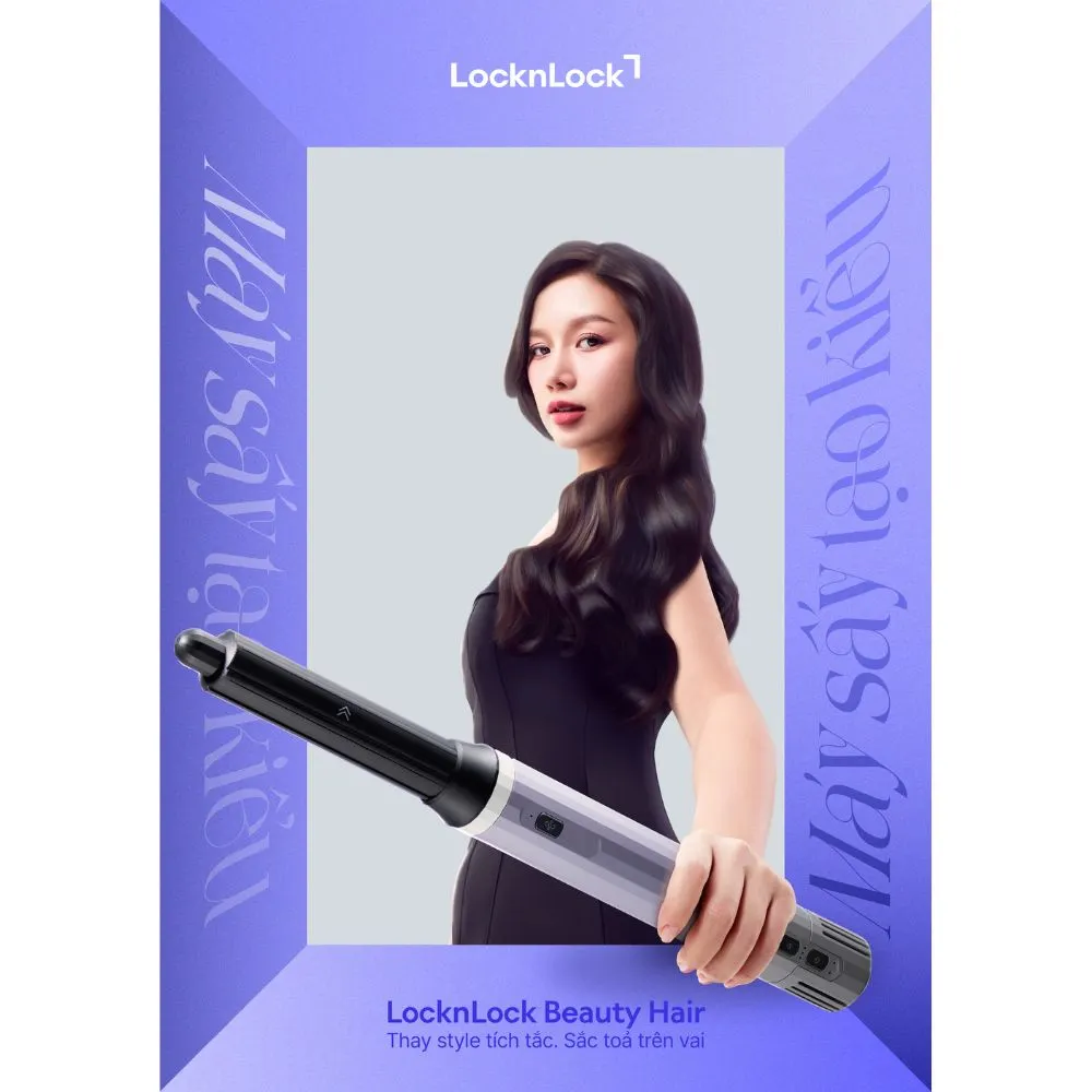 Hình ảnh cô gái cầm máy uốn tóc trong bộ sưu tập LocknLock Beauty Hair.