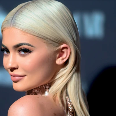 Kylie Jenner 8