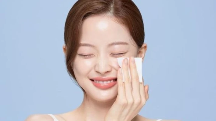 Tẩy trang bằng các sản phẩm có nguồn gốc thiên nhiên để có làn da khỏe đẹp