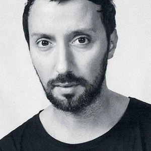 Anthony Vaccarello về với Yves Saint Laurent elle vn imag