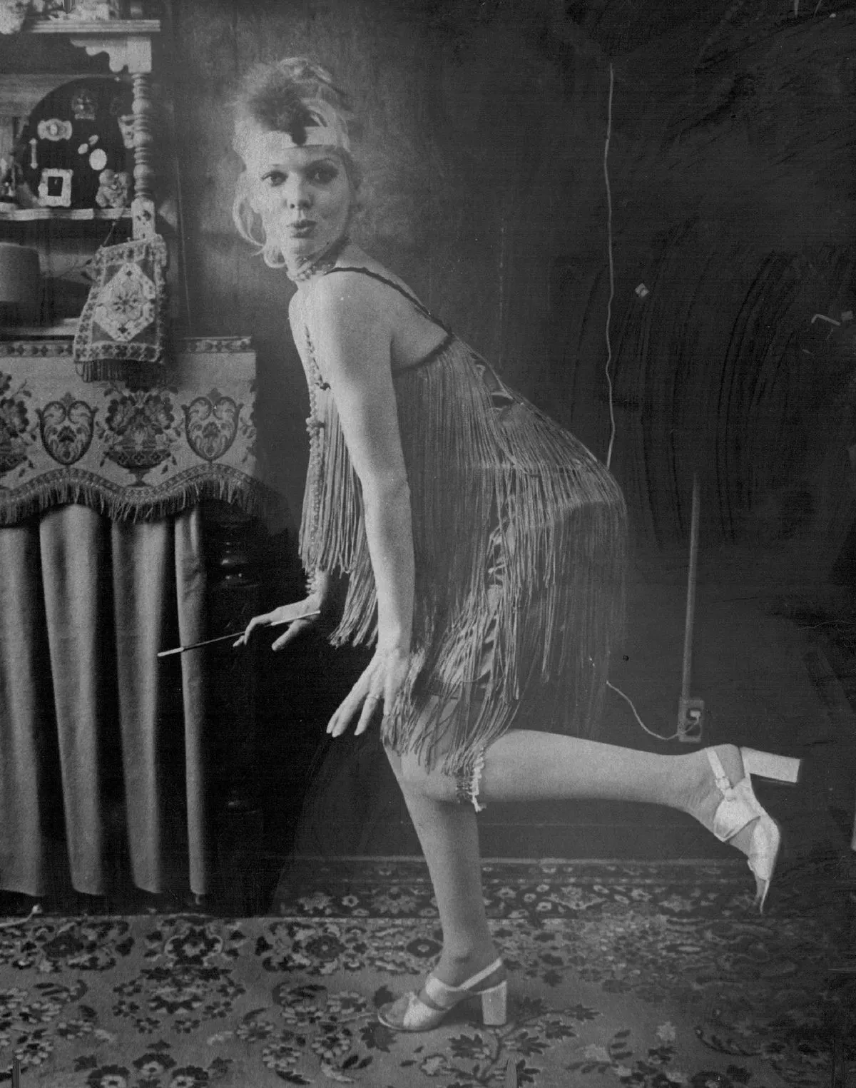 Đầm tua rua hạ eo flapper