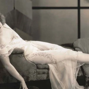 clara bow IT Girl đầu tiên trong lịch sử