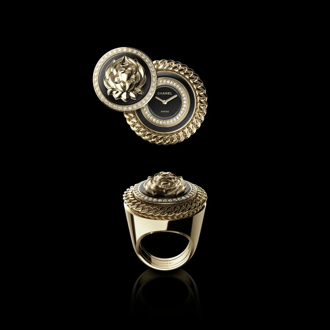 MADEMOISELLE PRIVÉ BOUTON LION