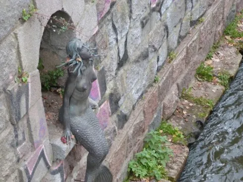 du lịch châu âu phần 1 - tượng nàng tiên cá - elle vietnam