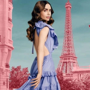 những điều cần biết về phim âu mỹ emily in paris mùa hai