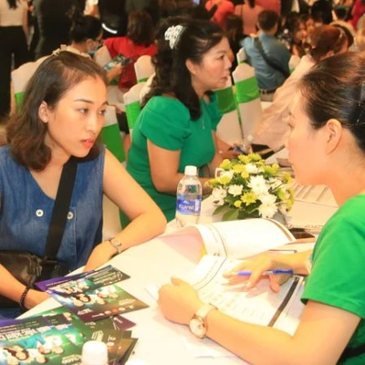 Đại tiệc Vinh danh đối tác Kim Cương của Thu Cúc thu hút hàng nghìn lượt tham dự