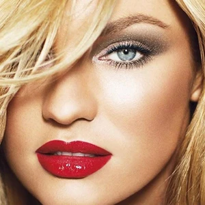 Bí quyết làm đẹp của “thiên thần” Candice Swanepoel