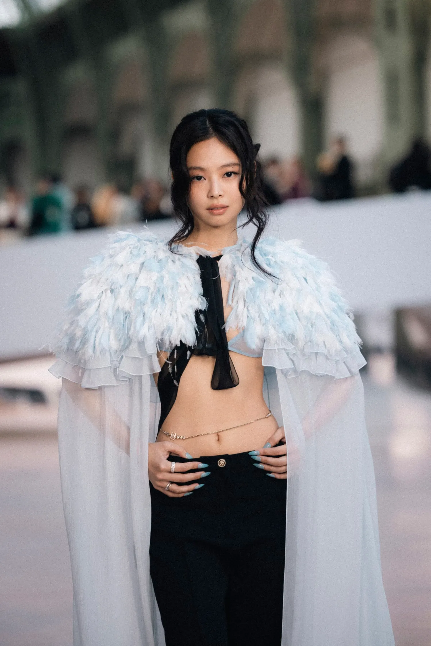 Jennie diện thiết kế Chanel Haute Couture