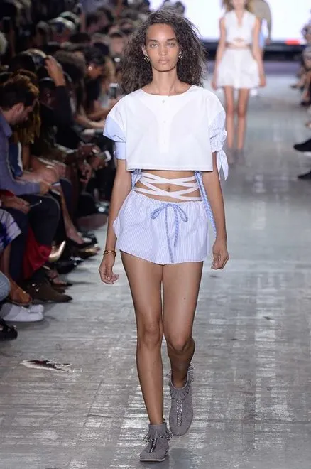 màu son nude tại NYFW 2016