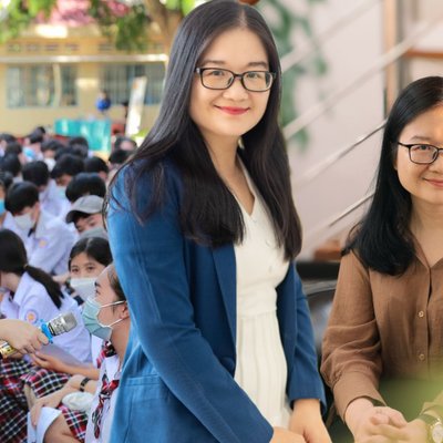 chị Nga Tran hướng nghiệp