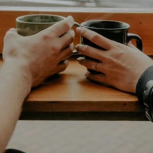 hẹn hò đầu tiên