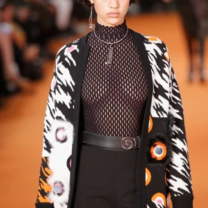 Các bộ trang phục xuyên thấu tại tuần lễ thời trang Thu - Đông New York 2016