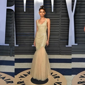 Top những chiếc đầm đẹp mắt nhất của các ngôi sao Hollywood tham dự Oscar After-Party