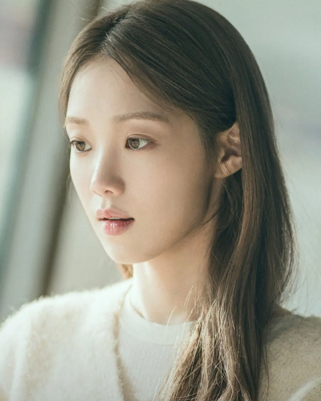 elle-review-phim-the-nice-guy-lee-dong-wook-lee-sung-kyung-NHAN-VAT00004