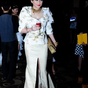 Thủy Tiên Me CHong Tang Thanh Hà