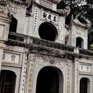 Chuyến du lịch tâm linh đầu xuân