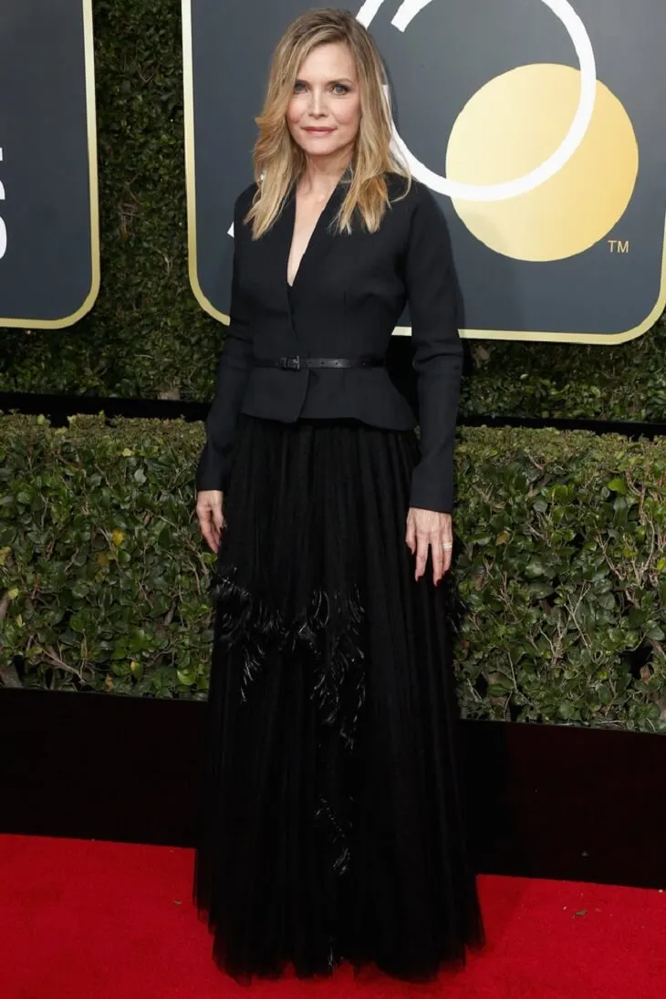 Elle vietnam sắc đen tràn ngập thảm đỏ Qủa cầu Vàng 2018 (39)